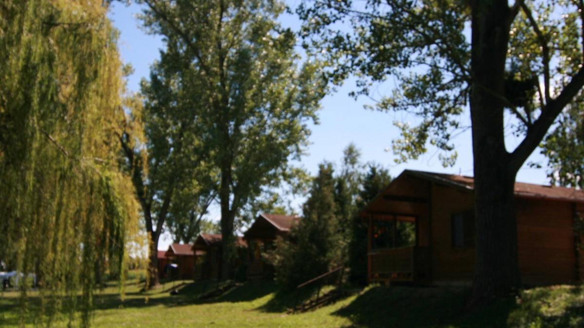 Boldogasszonyfa Cabin | Fishing & camping in the heart of Hungary