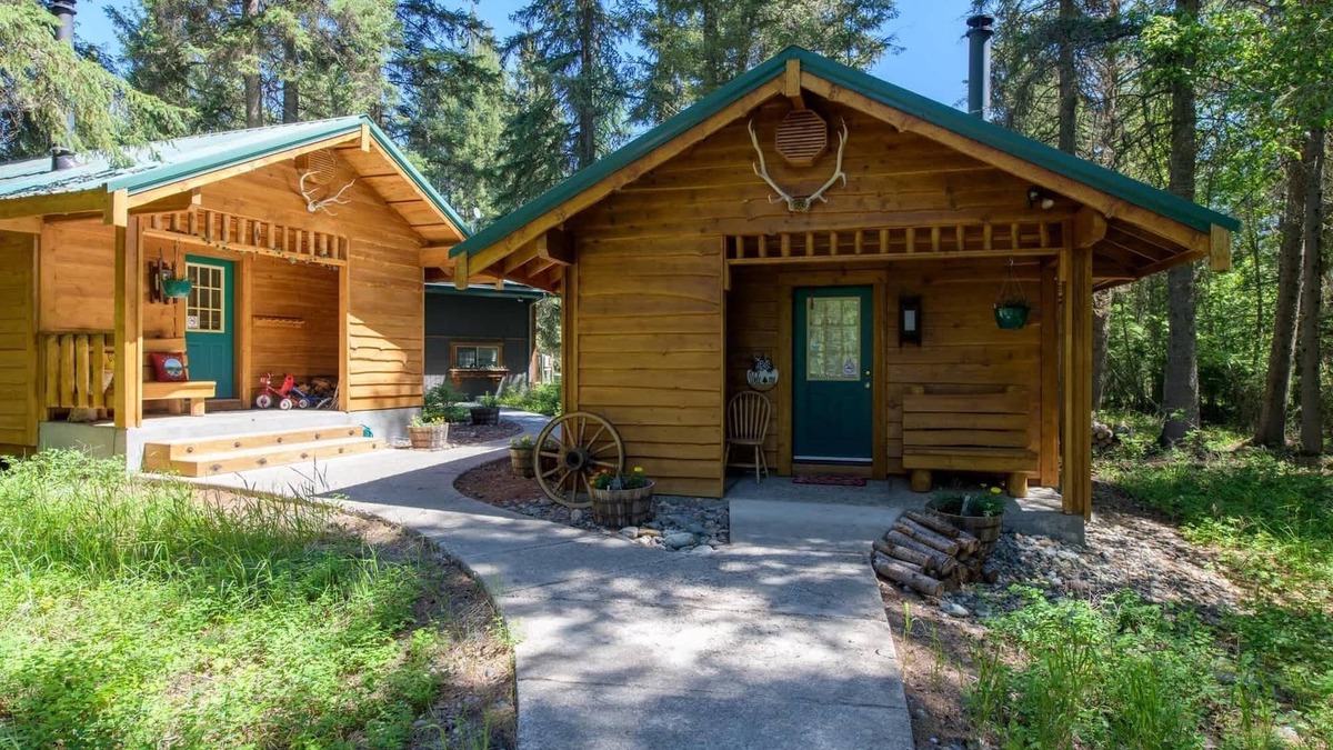 Eureka Cabin | Fishing Escape in the Woods