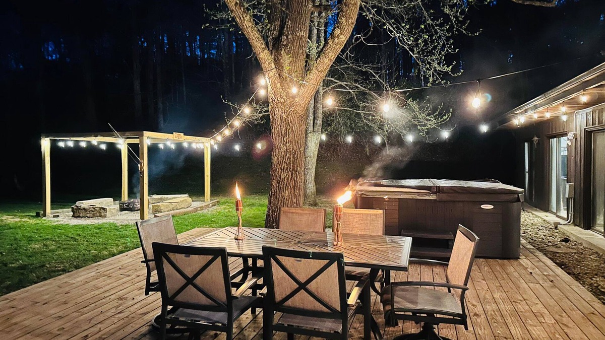 Rockbridge Cabin | FISHING, FIREWOOD/FISHING POLES PROVIDED,Trails, firepit, 100 acres