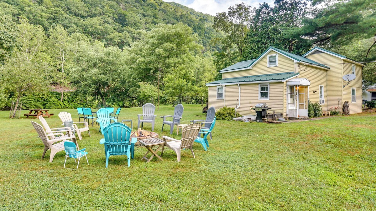Frenchville House | Fishing & Kayaking: Creekside Sinnamahoning Home!