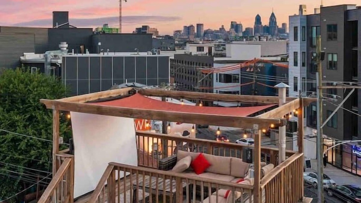 Fishtown House | Fishtown Rooftop Deck, Best Location in City