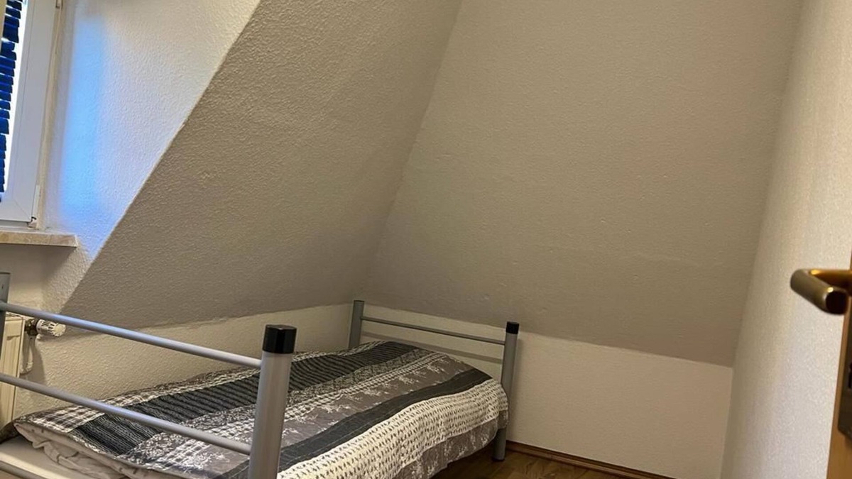 Doebeln Apartment | Fitters' apartment Döbeln 44