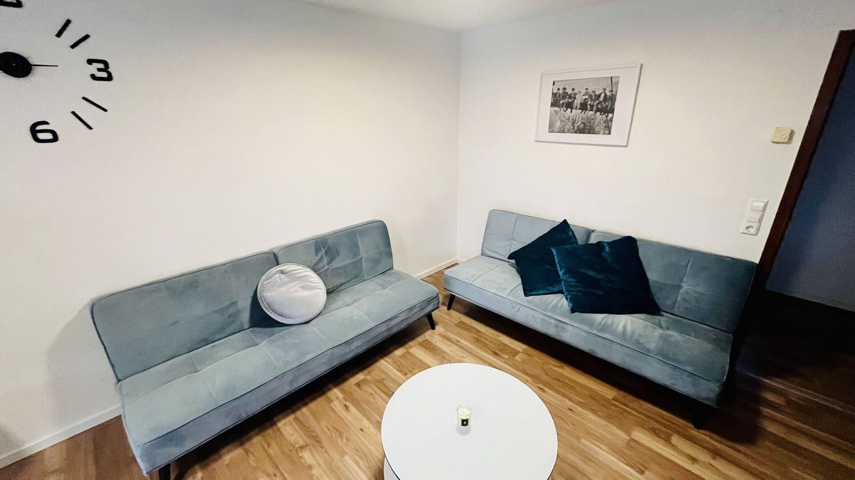 Hallschlag Condo | Fitters' apartment with 6 beds and garden