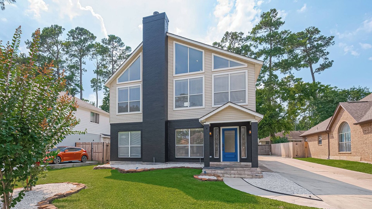 Walden on Lake Conroe House | "Fitz-Just-Right" home in Walden: Boat ramp, Pickleball, Community Pools!