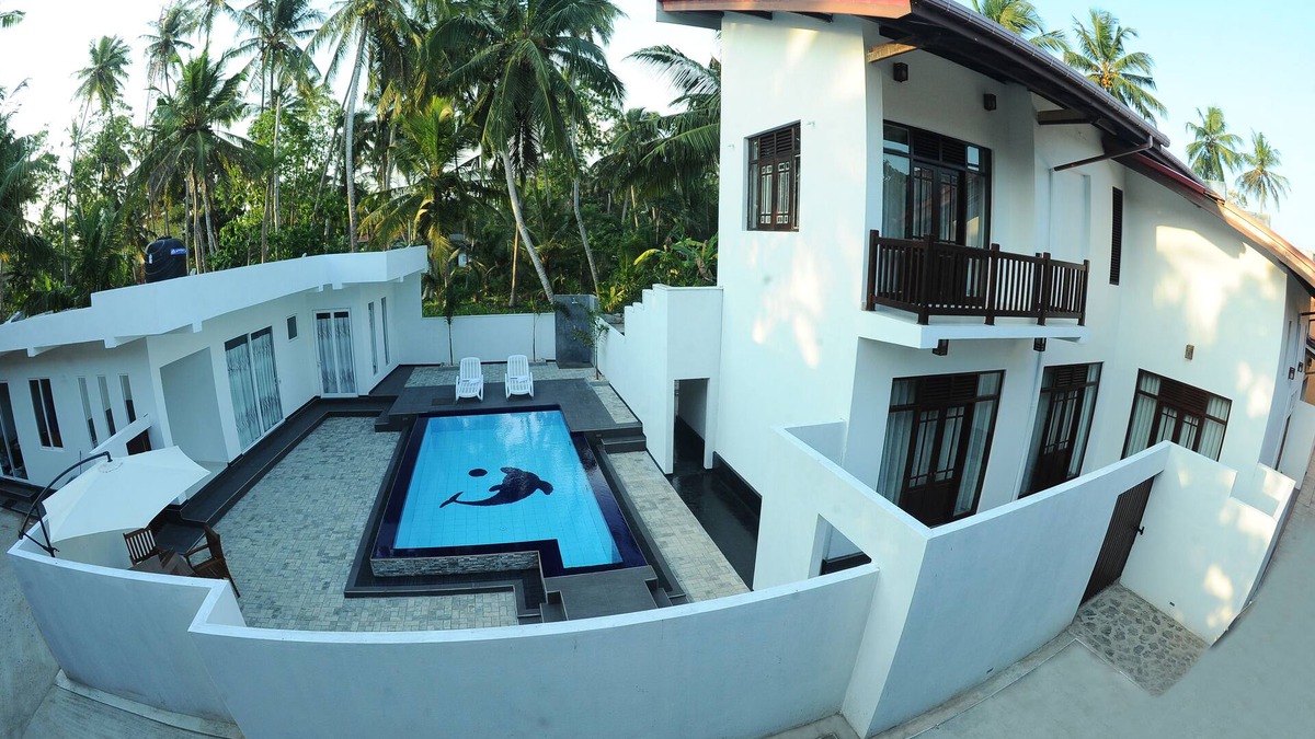Habaraduwa Villa | FIVE BEDROOM DELUXE VILLA WITH PRIVATE SWIMMING POOL