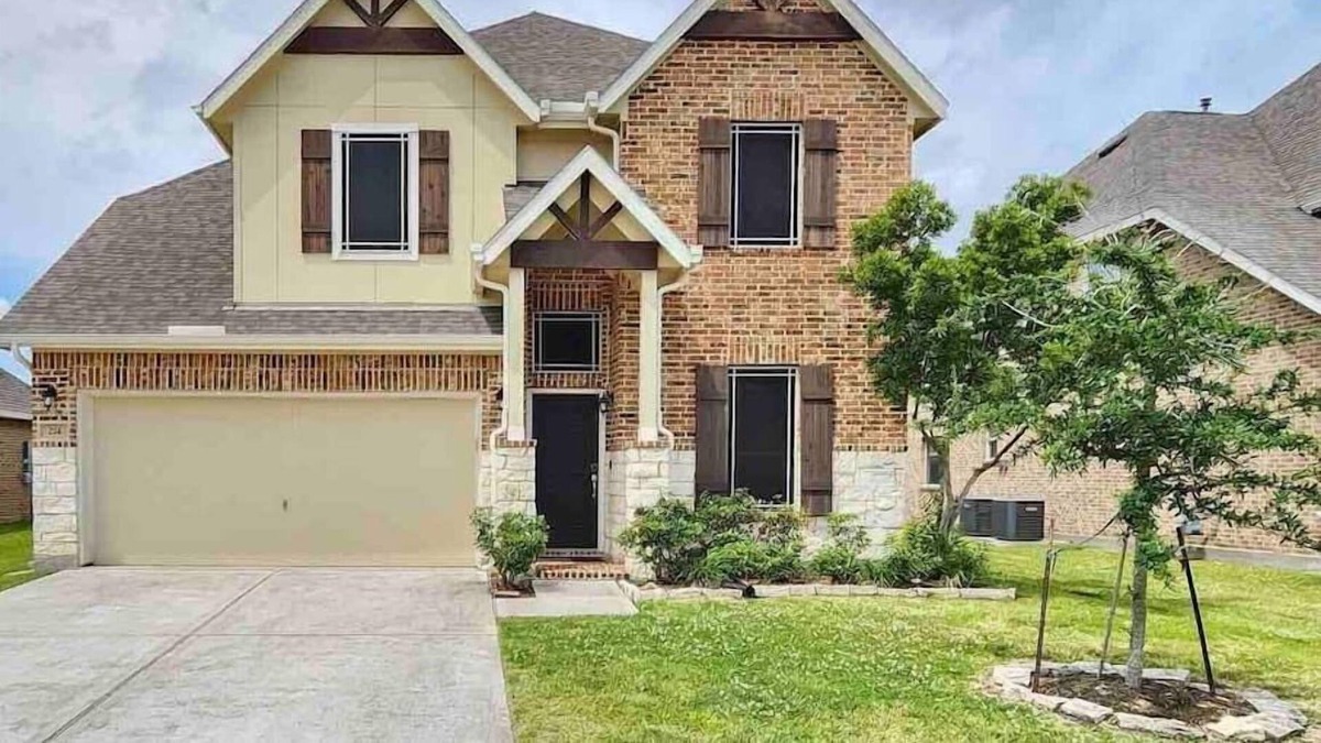 Baytown House | Five Bedroom Home/Family/Friends/Travel Workers