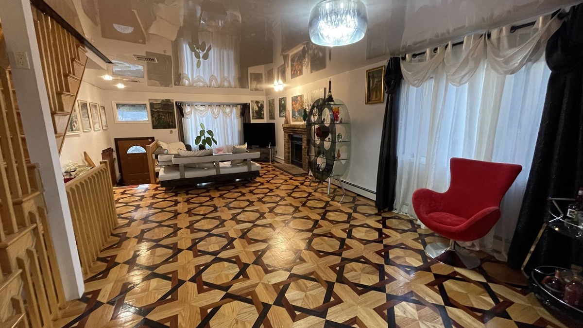 Fort Lee House | Five minutes walk to GWB/NYC -