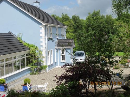 Londonderry Bed & Breakfast | Five Oaks