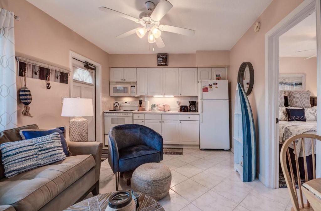 Clearwater Apartment | Five Palms Suite 201 - Daily - Weekly - Monthly