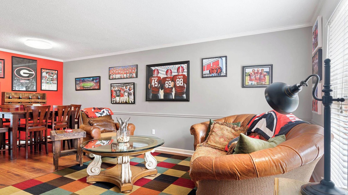 Athens Condo | Five Points Dawg Crib On Campus