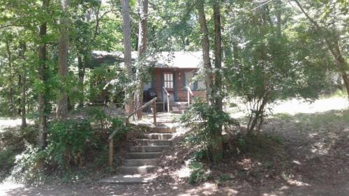 Hot Springs House | Five Points Lake Hamilton Cabin 6