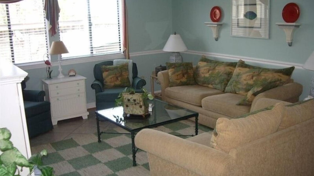 Sugar Beach House | FIVE STAR NAVARRE BEACH CONDO WHERE CONVENIENCE MEETS LUXURY