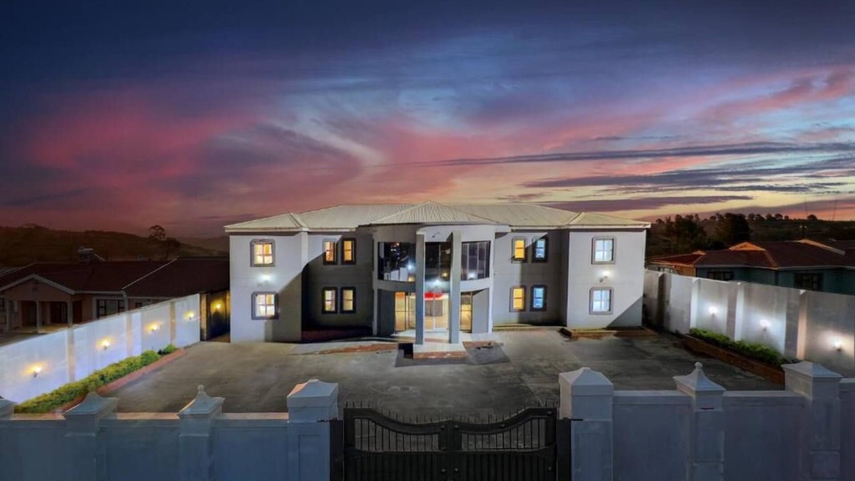 Ngquza Hill House | Flagridge County Lodge