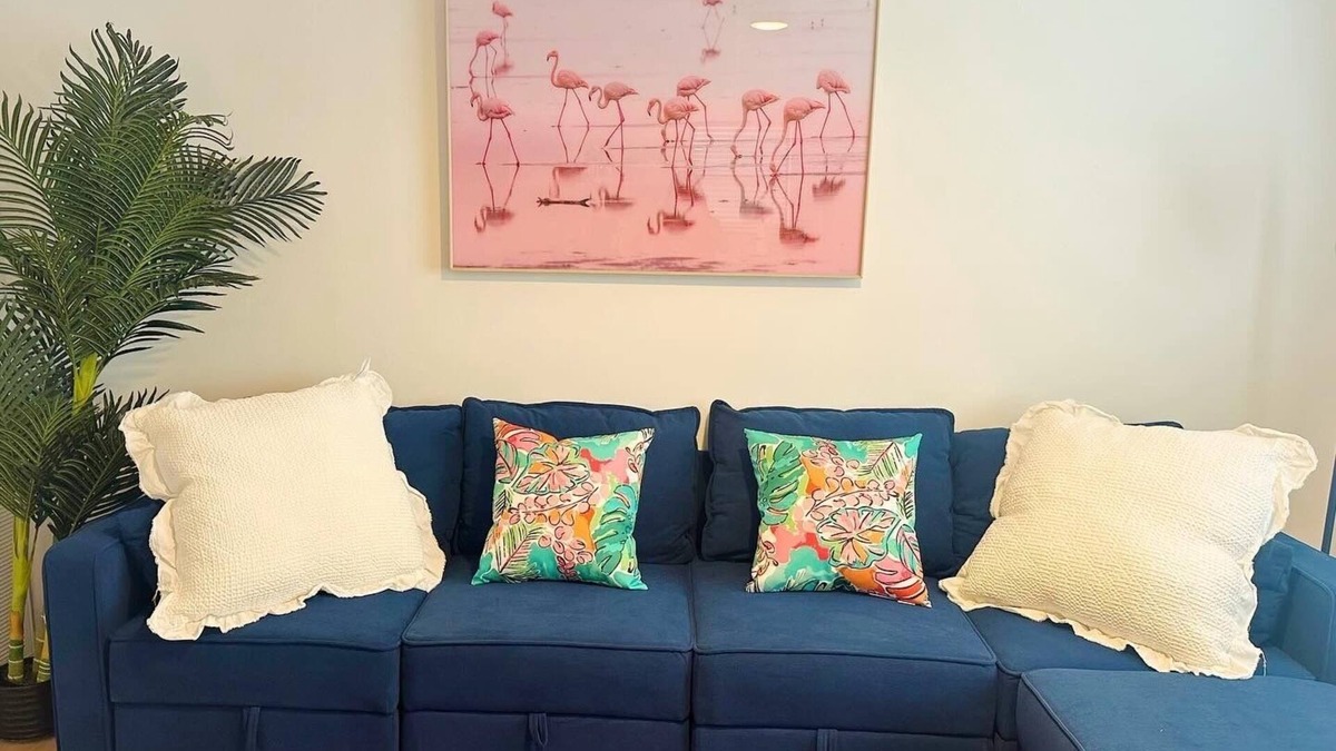Ozona Villa | Flamingle in Palm Harbor