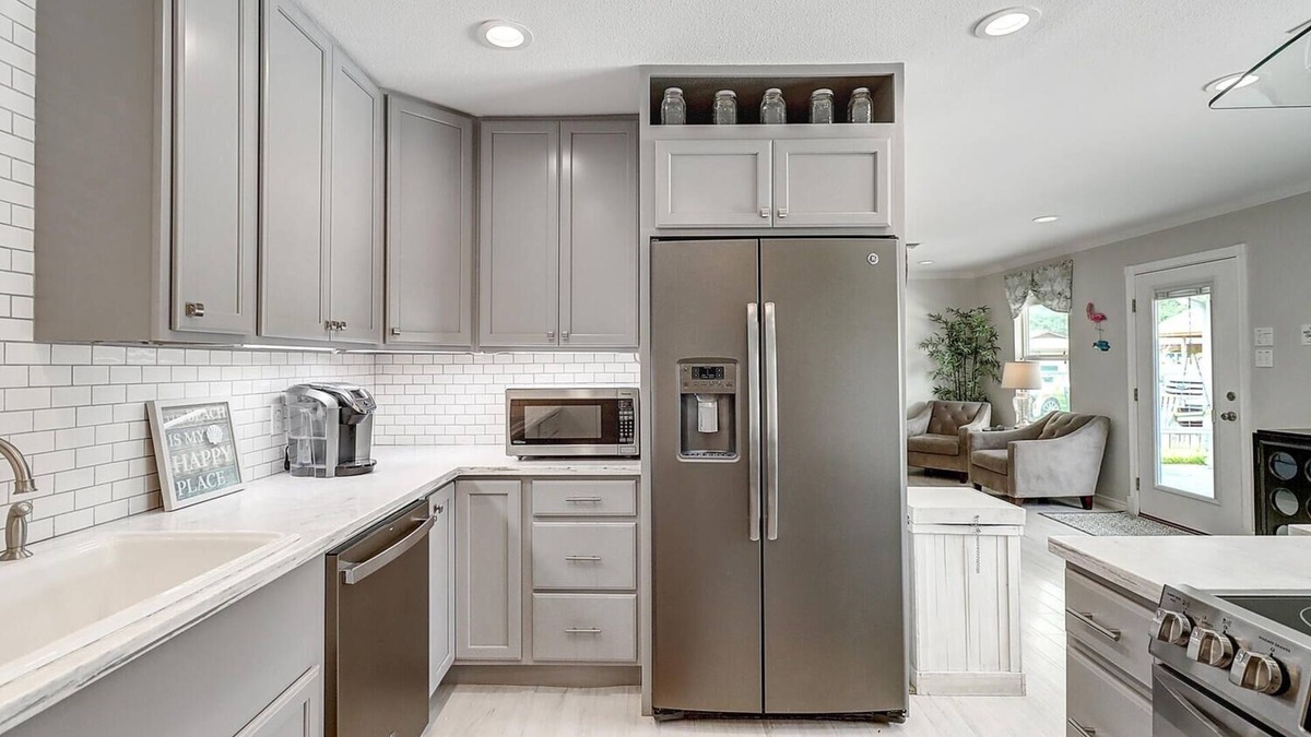 Fulton House | Flamingo Flats 3 Bedroom Home by Redawning