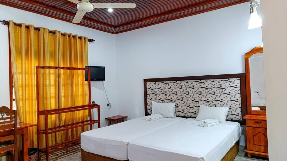Weerawila Resort | Flamingo Lake Resort