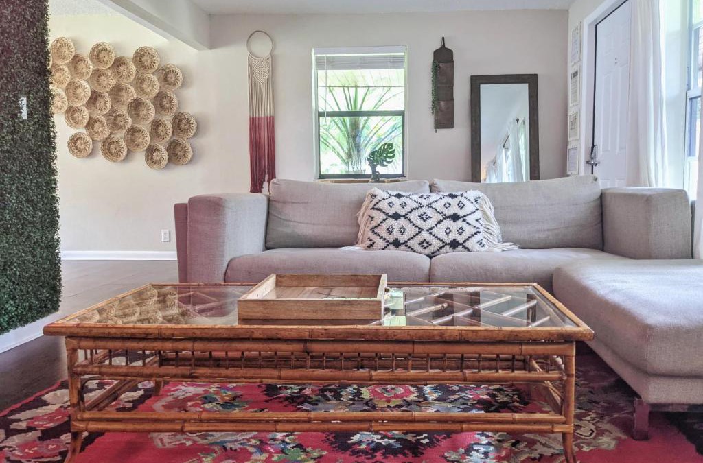 Edgewood House | Flamingo Place - One block to Lauderdale Marine Center - 3 bedroom - 2 bath - King bed