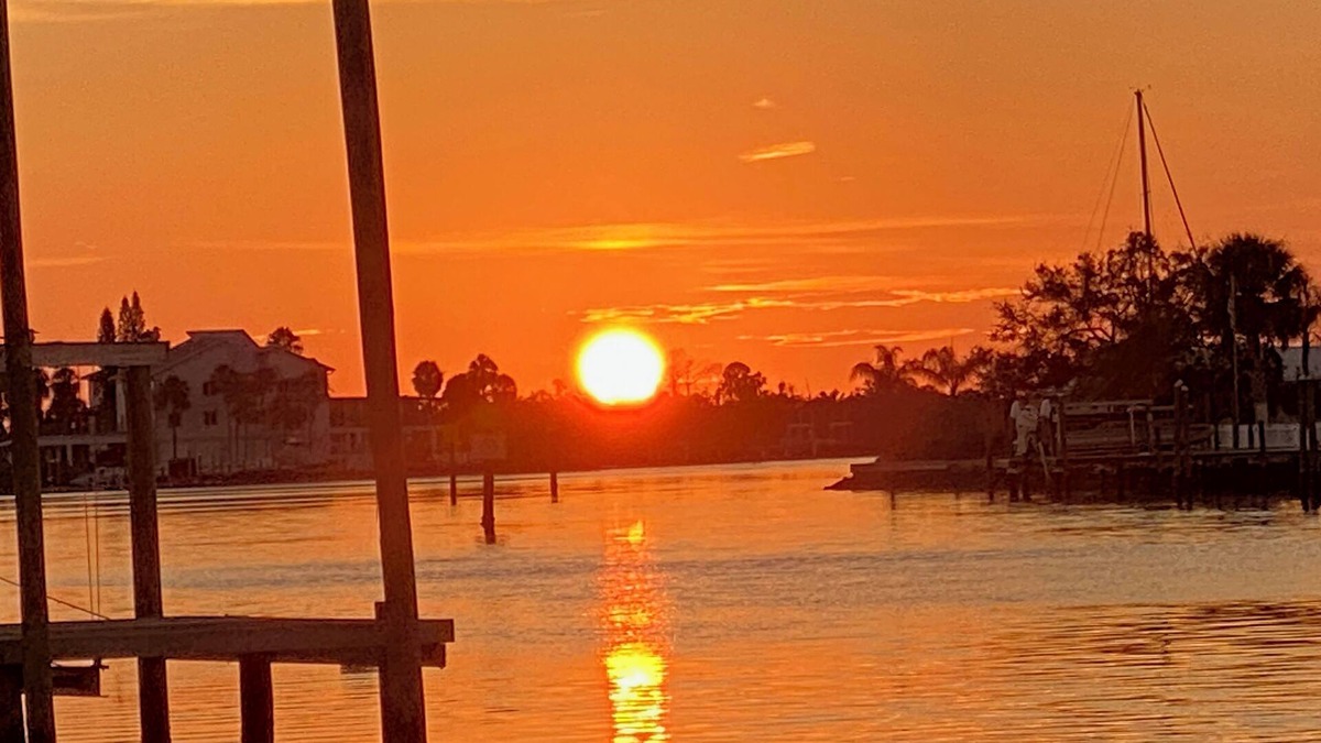 Port Richey House | Flamingo Sunset, Almost waterfront, minutes walk to waterfront Restaurants.