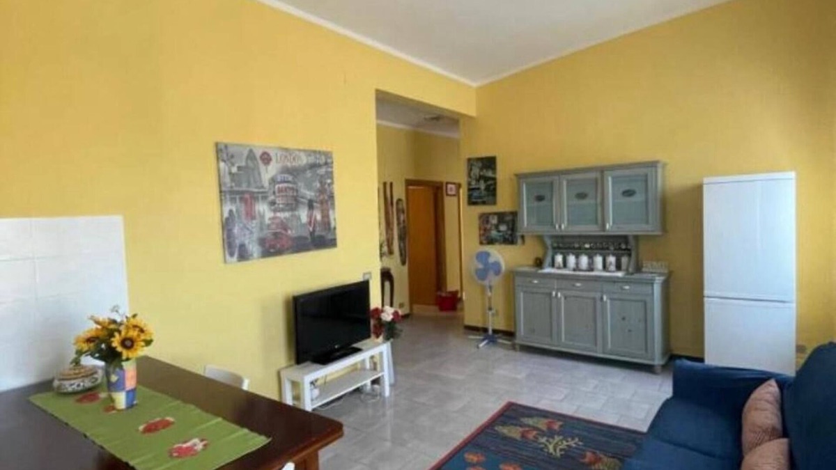 Guzman Apartment | Flaminia accommodation with its own parking lot 2 minutes from the historic center