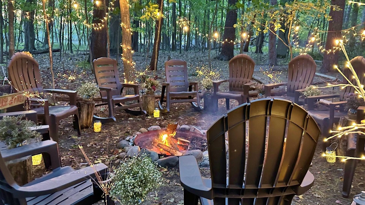 Lake Township Cabin | FLASH SALE Aug.18- 24! PRIVATE beach, boats, acreage, pets, Sleeping Bear Dunes