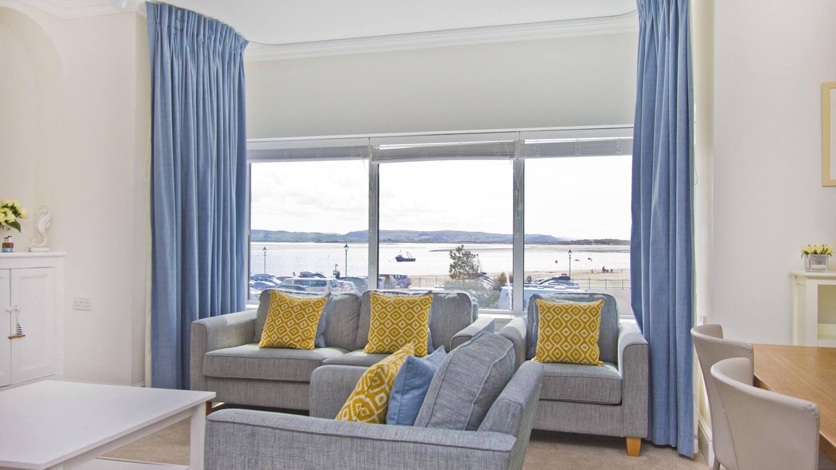 Aberdovey Apartment | Flat 2 Self Catering apartment