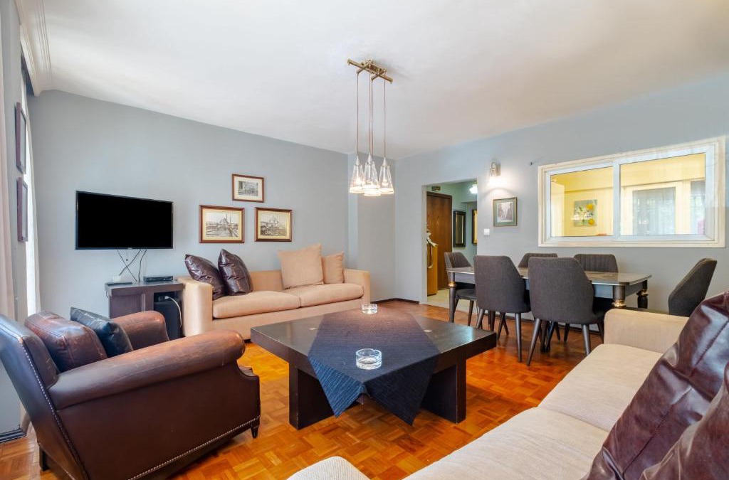 Kadikoy Apartment | Flat Close to Popular Attractions in Kadikoy