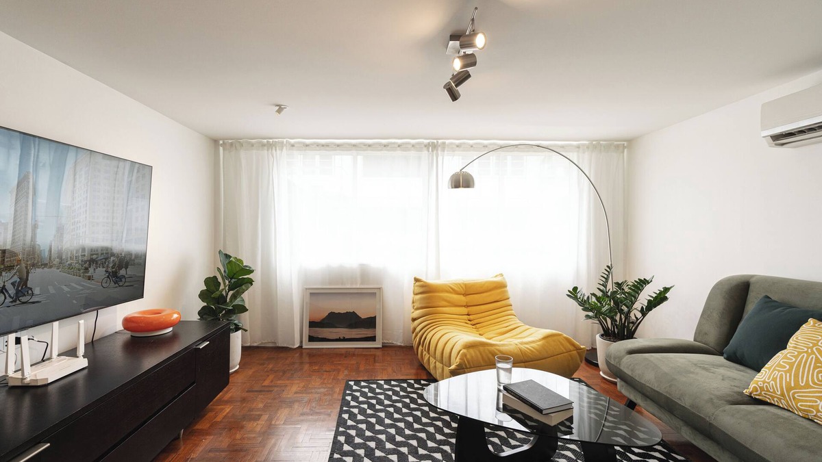 Nimman House | Flat&Fur - Stylish 2BR Mid-Century 3mins to Nimman - Airport - Chiang Mai