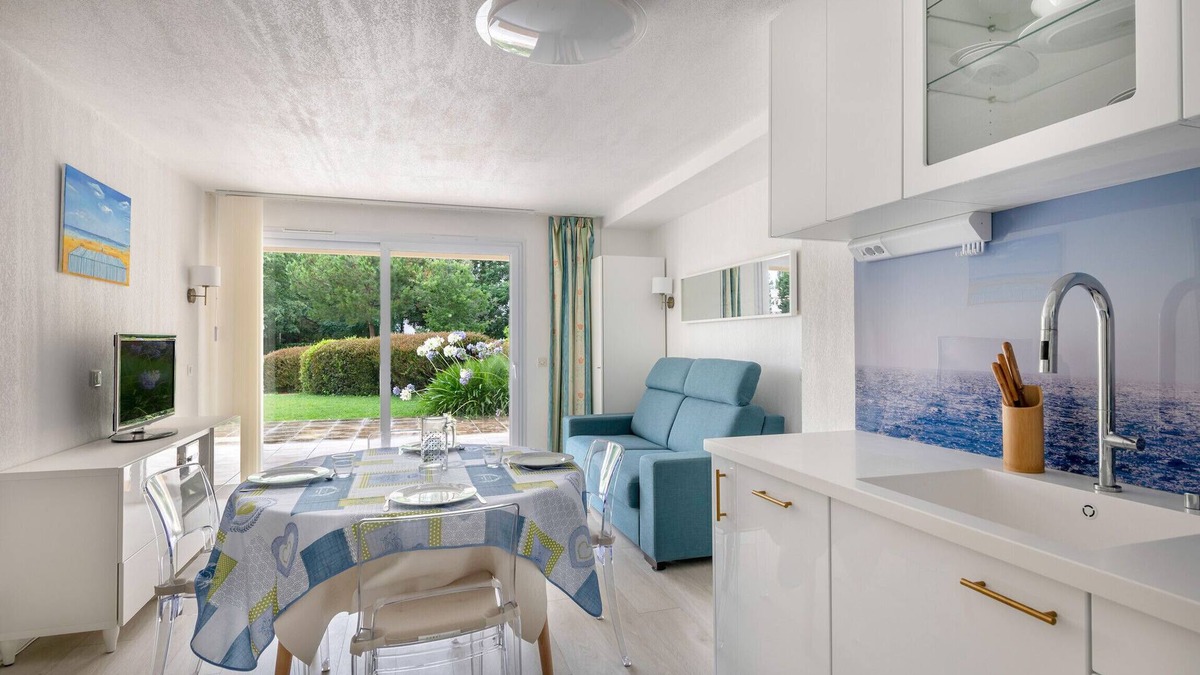 La Baule-Escoublac Apartment | Flat in residence with swimming pool for 6