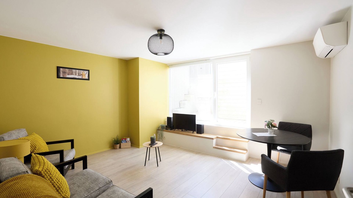 Bassenge Apartment | Flat in the countryside 15 minutes from Liège and 25 minutes from Maastricht