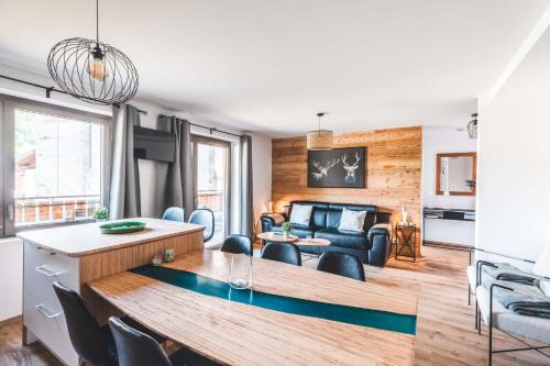 Praz-sur-Arly Apartment | Flat le Renne Blanc - In the center of Praz-sur-Arly