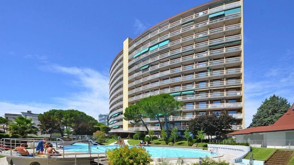 Lignano Sabbiadoro Apartment | Flat Near Beach in Lignano