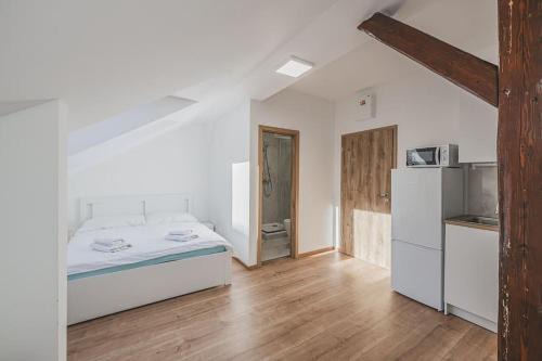 Andel Apartment | Flat Near Prague Castle Stylish & Prime Location 3