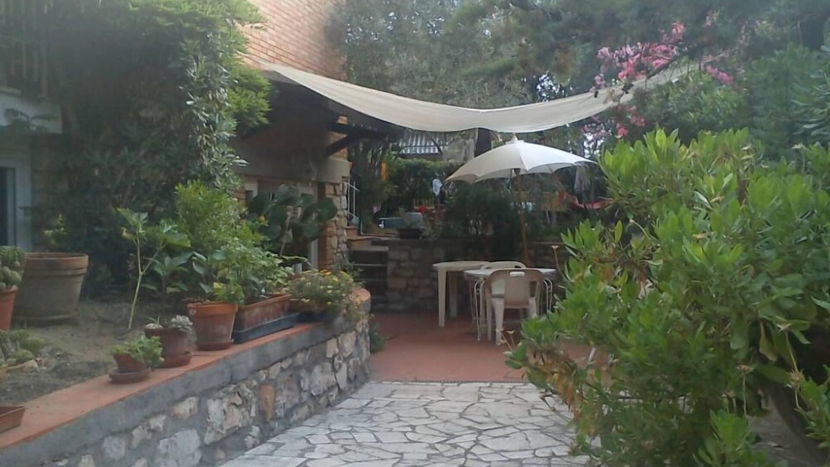 Marina di Grosseto Apartment | flat under pinewood with garden - Marina di grosseto,grosseto