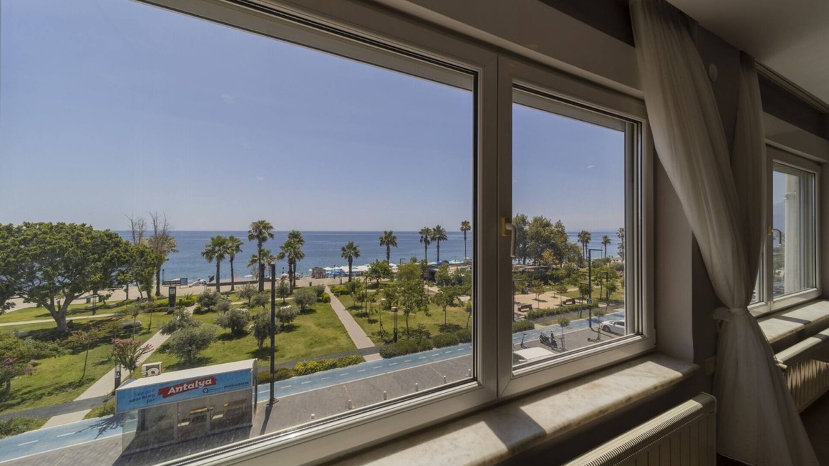 Konyaalti Apartment | Flat w Balcony 3 min to Konyaalti Beach in Antalya