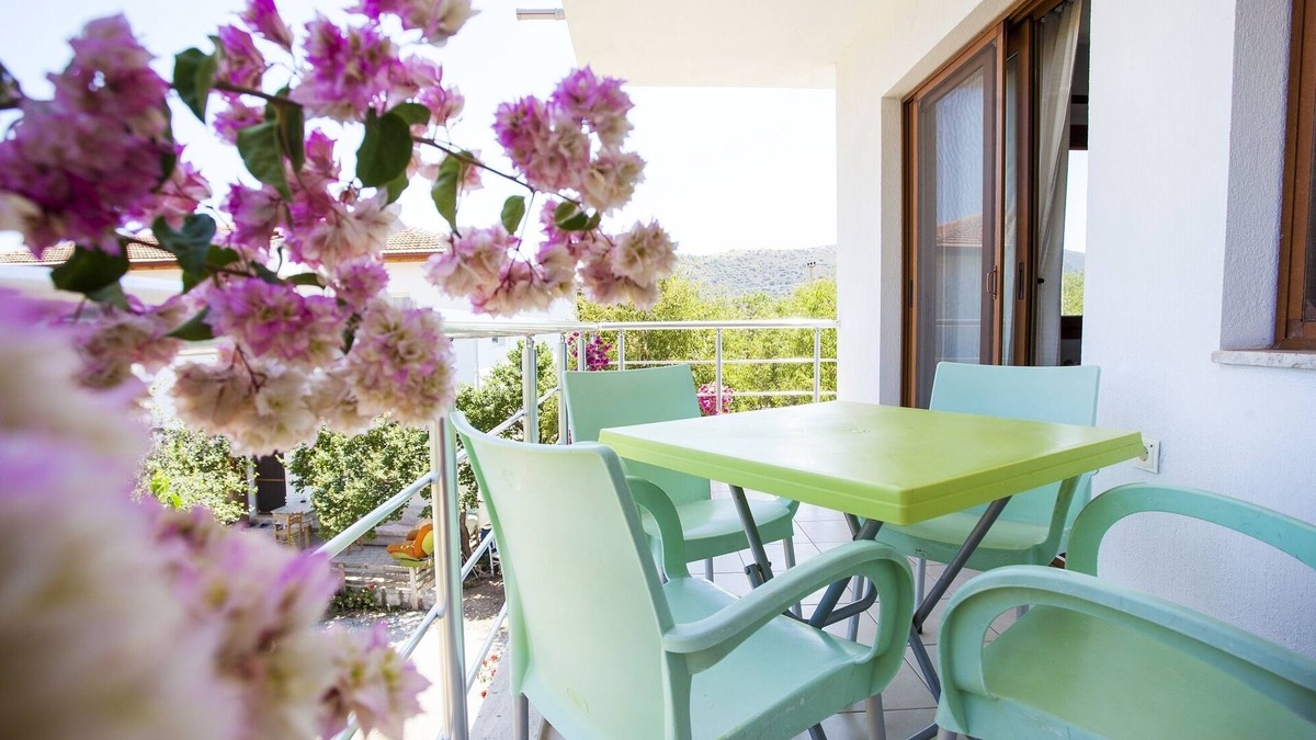 Palamutbuku Apartment | Flat w Nature View Balcony 5 min to Beach in Datca
