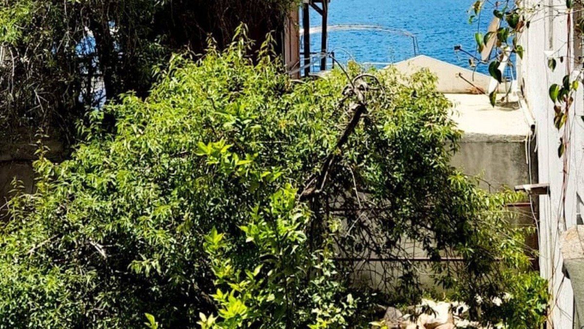 Bozburun Apartment | Flat with Balcony near Beach in Bozburun