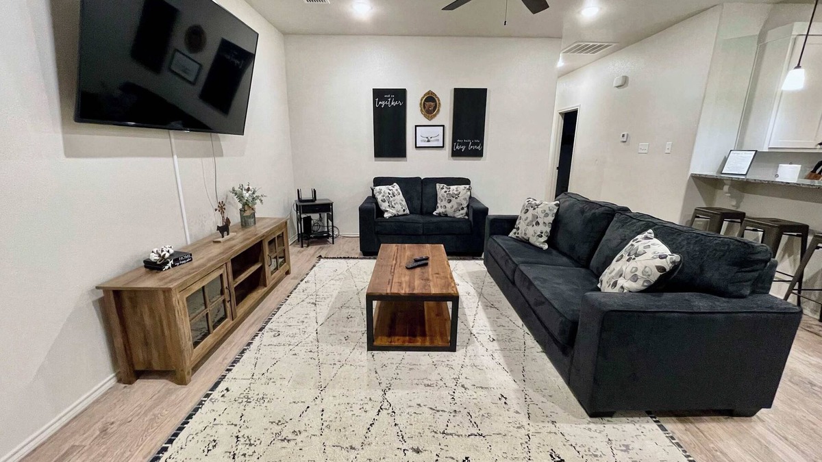 North by Northwest House | Flatland Retreat - 3BR 2BA - Brand New Home