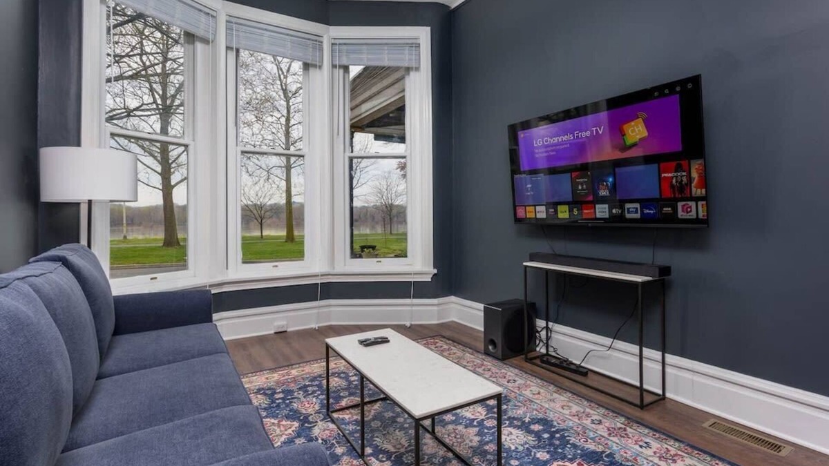 Downtown Harrisburg Apartment | Flats on Front - Riverfront Gem, Fast Wi-Fi, 1F