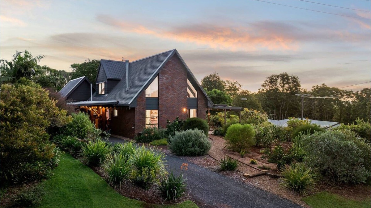 Flaxton Cottage | Flaxton Couples Cottage Eco-Luxury, Serenity & Hinterland Escape Near Montville