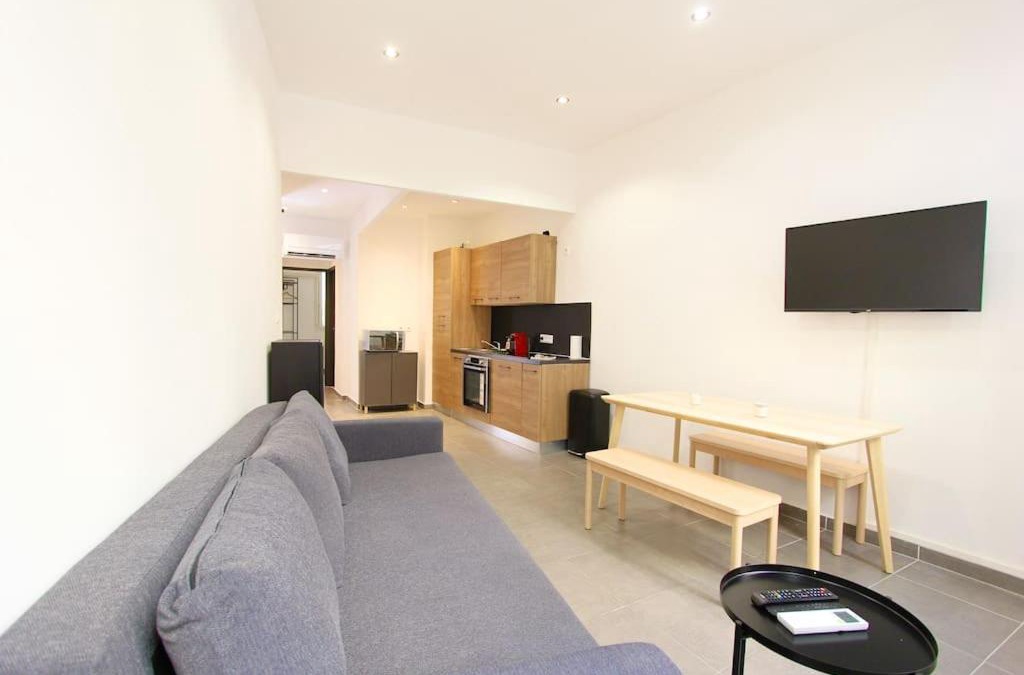 Les Grands Carmes Apartment | FLC-PANIER- OLD PORT 500m - T3- 2 Bedrooms -Maxi 6 Guests