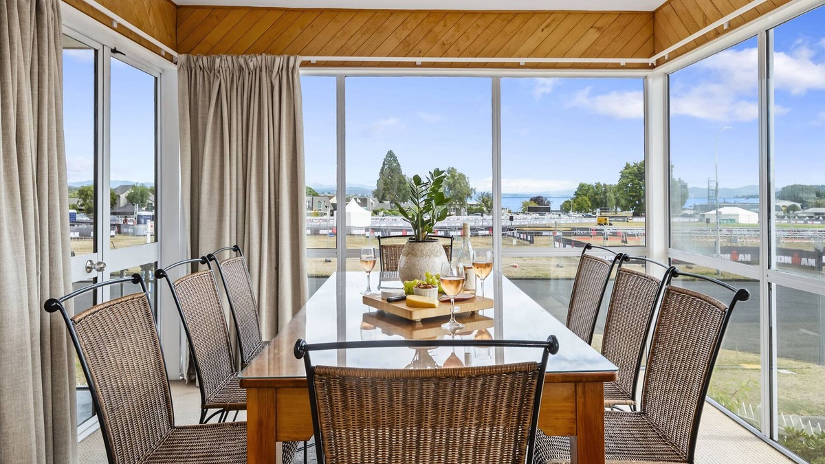 Taupo House | Fletcher House. No1.