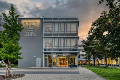 Hallbergmoos Hotel | Flightgate Munich Airport Hotel, a member of Radisson Individuals