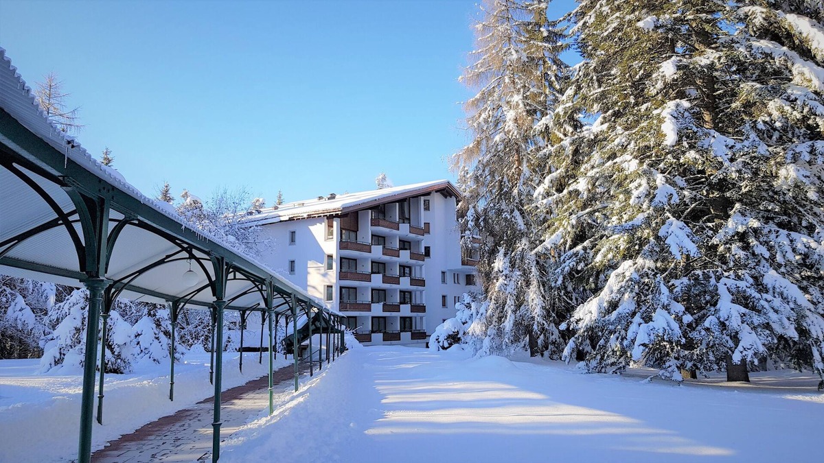 Waldhaus Flims Apartment | Flims Waldhaus: Luxury 5 stars apartment in 5 stars Hotel in Flims