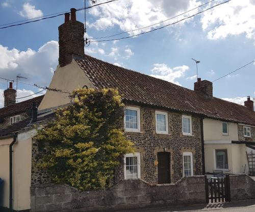 Brandon House | Flint Cottage