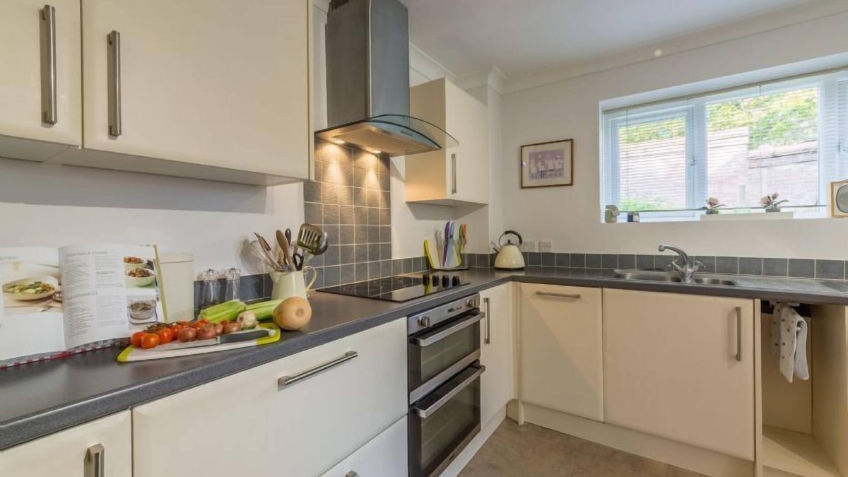 East Dereham House | Flint House, Castle Acre, Norfolk