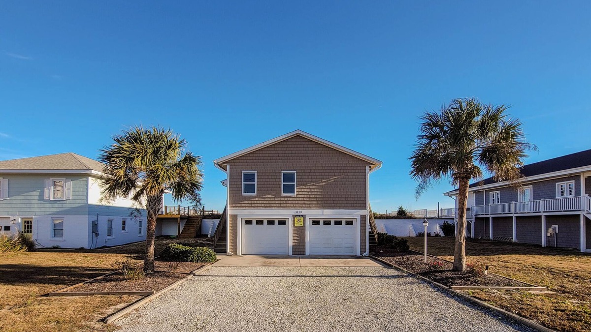 Topsail Beach House | Flippin' Out: A Slice of Coastal Paradise