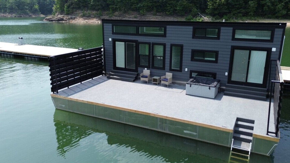 Russell Springs Boat Rental | Floathouzz-Gray Tiny XL
