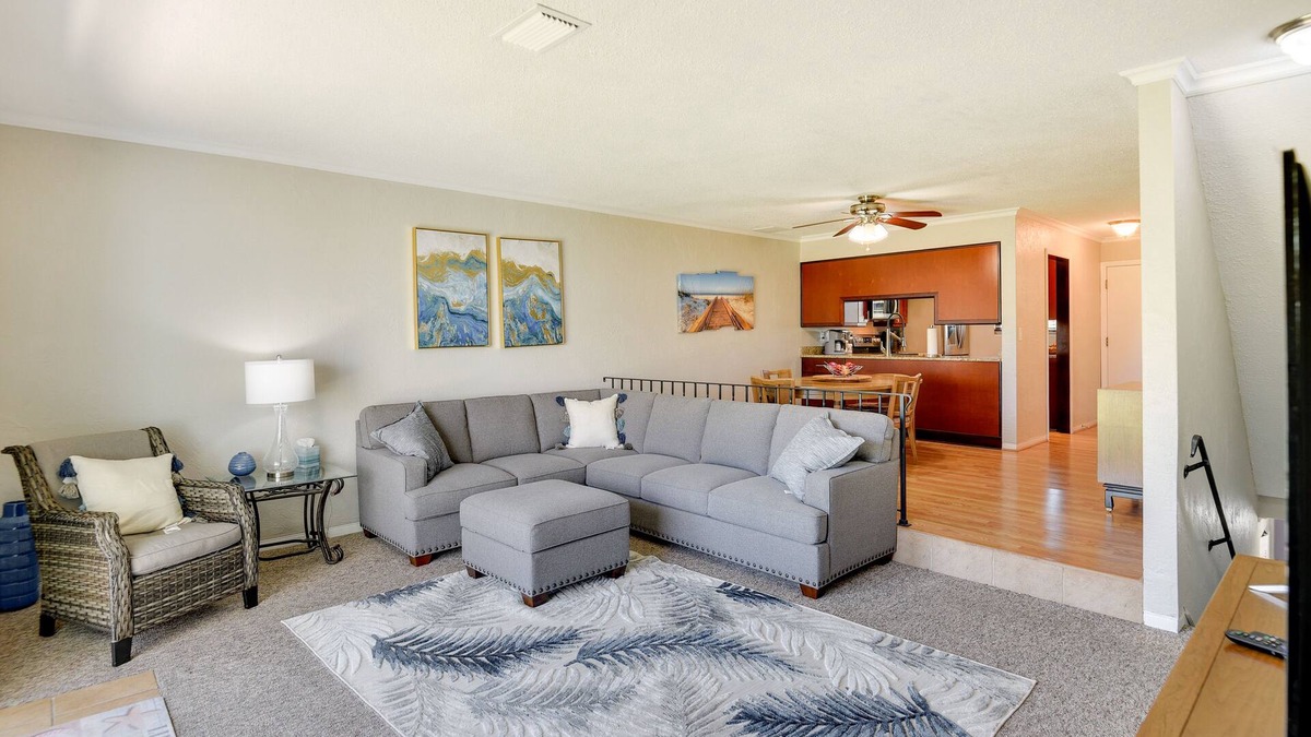 Ocean View Halifax Estates Condo | Florida Getaway - Balconies, Grill & Near Beaches!