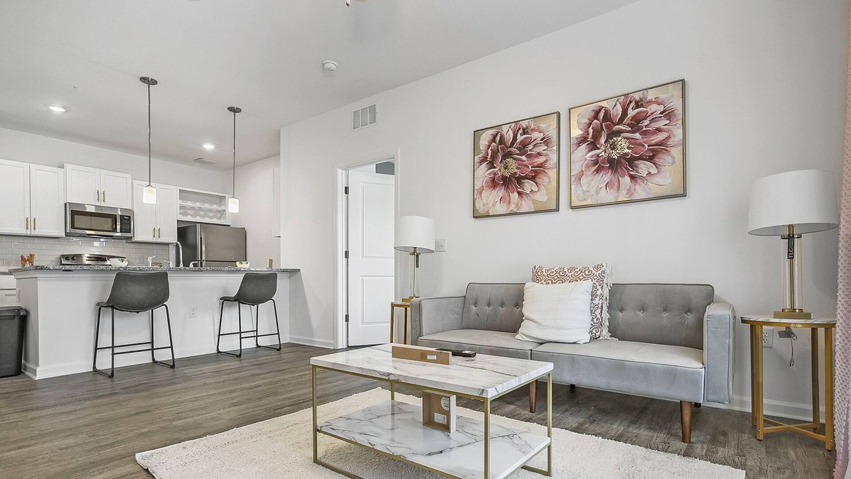 Orange Park Apartment | Florida Palms Oasis/JAX BEACHES/NAS/INTL AIRPORT/MAYO CLINIC