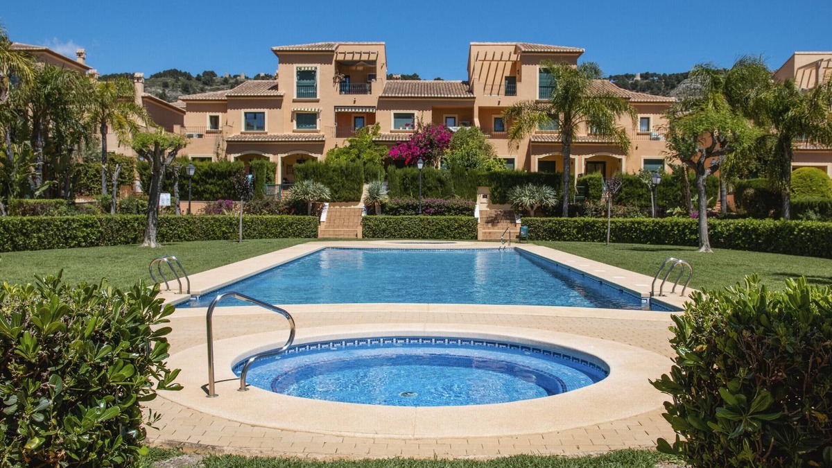 Javea Apartment | Floridamar Mimosa - Spacious property in a fabulous location
